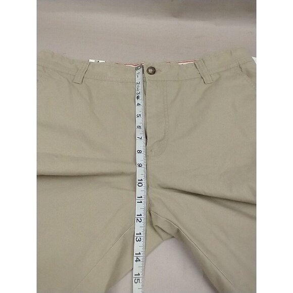 Mens IZOD Seaside Poplin Flat Front Shorts Cedarwood Khaki Size 34W X 10.5L - Picture 3 of 16
